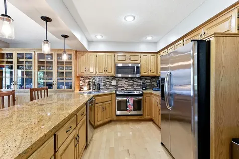 313 Wyndham Circle W New Brighton MN 55112