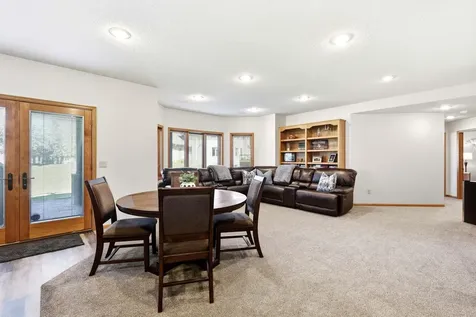 313 Wyndham Circle W New Brighton MN 55112