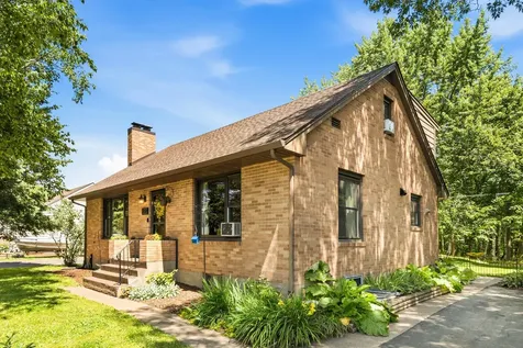708 N Blackman Avenue Duluth MN 55811