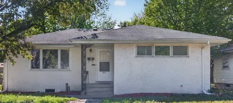 4935 Russell Avenue N Minneapolis MN 55430