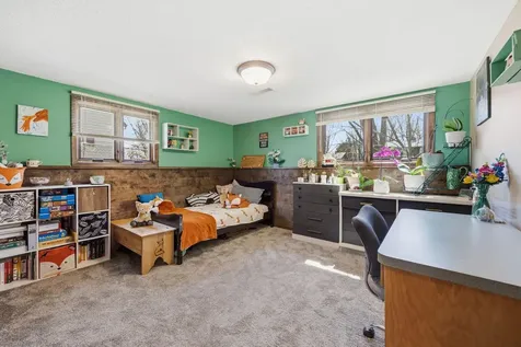 814 Craig Avenue SW Hutchinson MN 55350