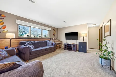 814 Craig Avenue SW Hutchinson MN 55350