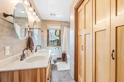 814 Craig Avenue SW Hutchinson MN 55350