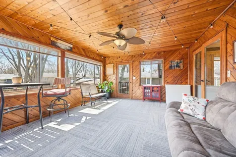 814 Craig Avenue SW Hutchinson MN 55350