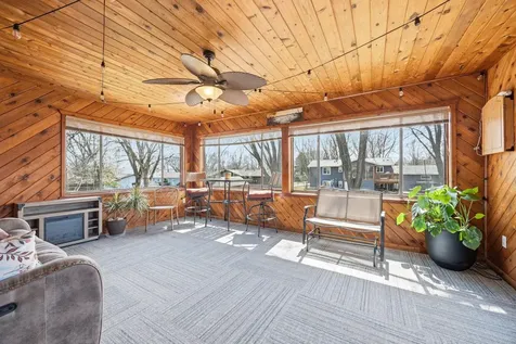 814 Craig Avenue SW Hutchinson MN 55350