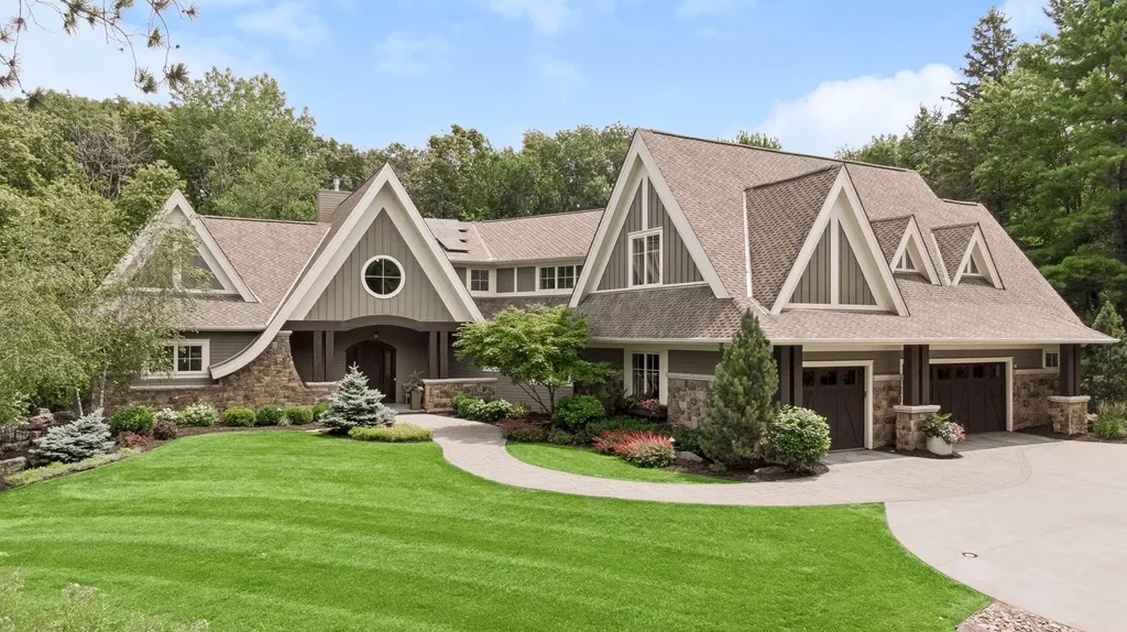19540 Iteri Avenue Lakeville MN 55044