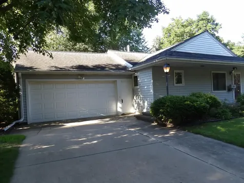 1907 2nd Avenue SW Austin MN 55912