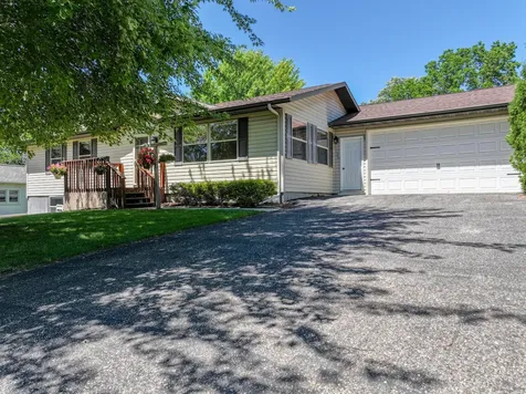 611 E Nestor Street Osakis MN 56360