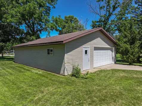 611 E Nestor Street Osakis MN 56360