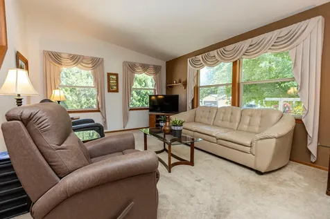 611 E Nestor Street Osakis MN 56360