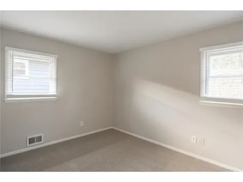 6418 Knoll St N Golden Valley MN 55427