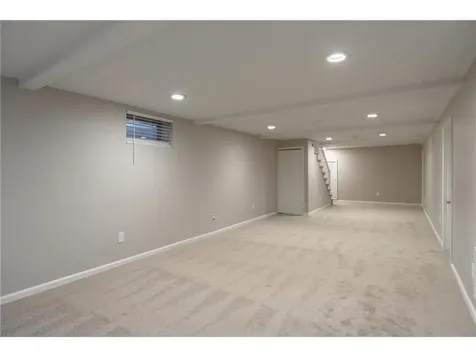6418 Knoll St N Golden Valley MN 55427