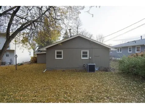 6418 Knoll St N Golden Valley MN 55427