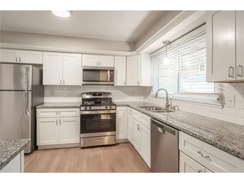 6418 Knoll St N Golden Valley MN 55427