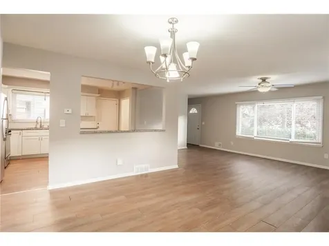 6418 Knoll St N Golden Valley MN 55427