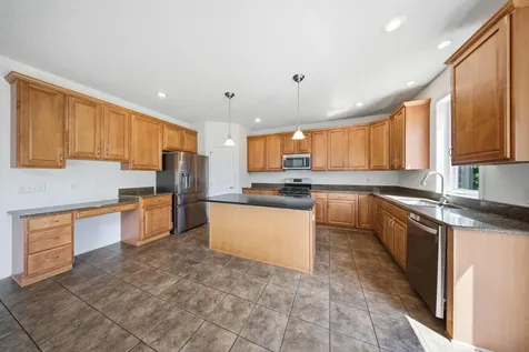2489 Eyrie Drive Woodbury MN 55129