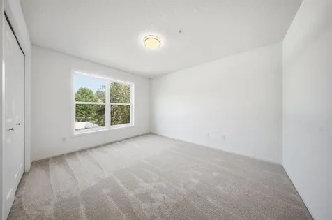 2489 Eyrie Drive Woodbury MN 55129