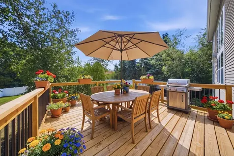 2489 Eyrie Drive Woodbury MN 55129
