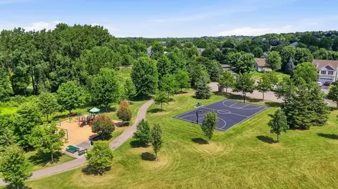 2489 Eyrie Drive Woodbury MN 55129