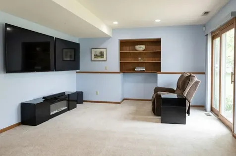 2401 Hazelwood Street Maplewood MN 55109