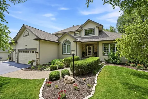 6690 Brenden Court Chanhassen MN 55317