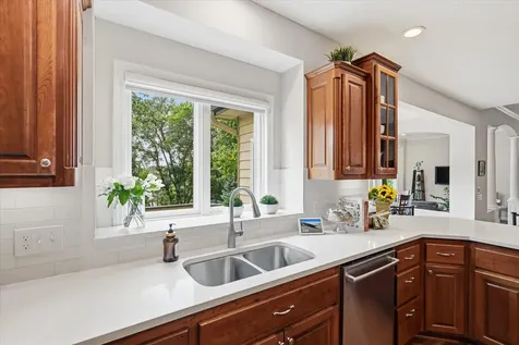 6690 Brenden Court Chanhassen MN 55317