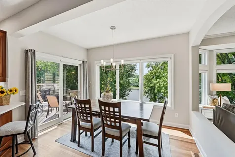 6690 Brenden Court Chanhassen MN 55317