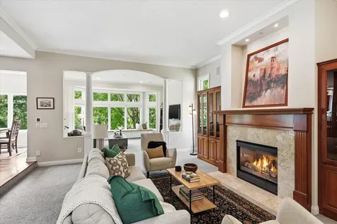 6690 Brenden Court Chanhassen MN 55317