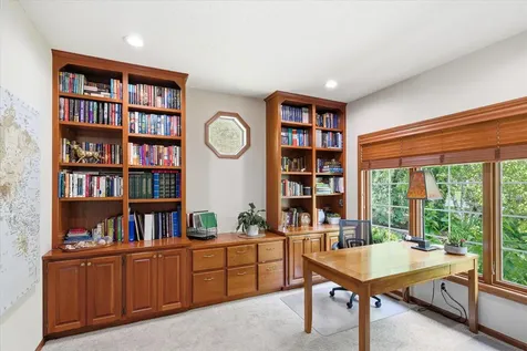 6690 Brenden Court Chanhassen MN 55317