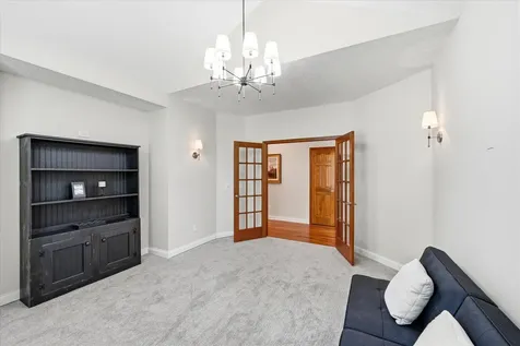 6690 Brenden Court Chanhassen MN 55317