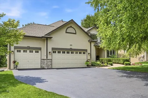 6690 Brenden Court Chanhassen MN 55317