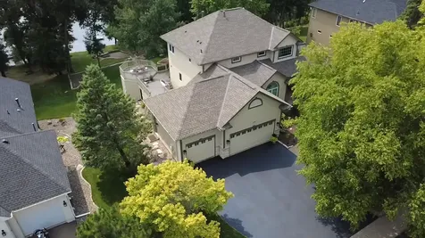 6690 Brenden Court Chanhassen MN 55317