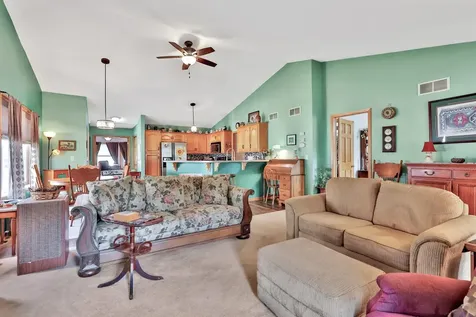 13433 Newlander Avenue Lindstrom MN 55045