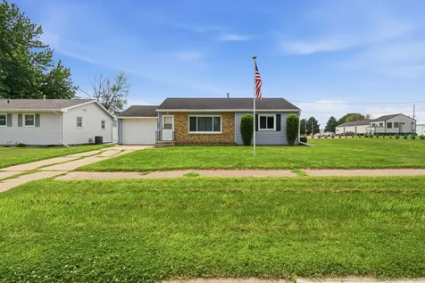 1027 Sioux Avenue Fairmont MN 56031