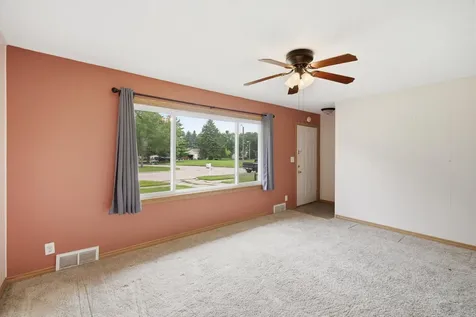 1027 Sioux Avenue Fairmont MN 56031