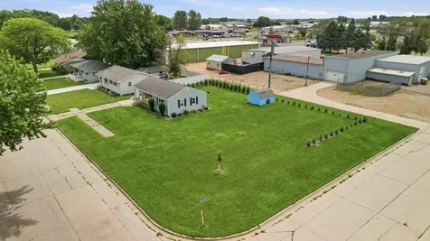 1027 Sioux Avenue Fairmont MN 56031