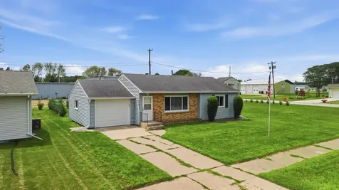 1027 Sioux Avenue Fairmont MN 56031