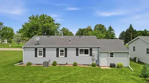 1027 Sioux Avenue Fairmont MN 56031