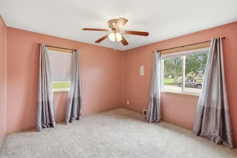 1027 Sioux Avenue Fairmont MN 56031