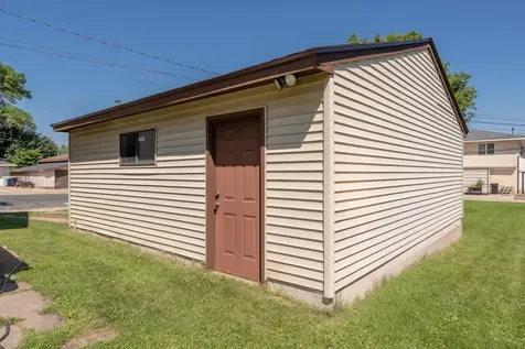 239 3rd Avenue W Shakopee MN 55379