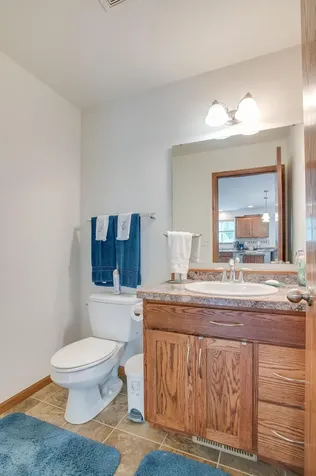 2678 57th Avenue S Fargo ND 58104