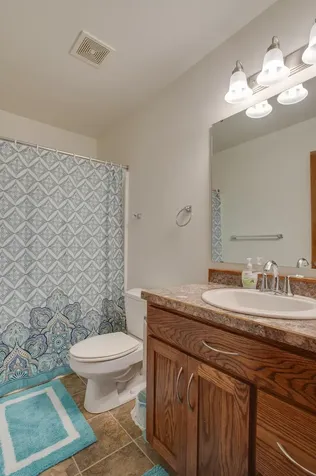 2678 57th Avenue S Fargo ND 58104