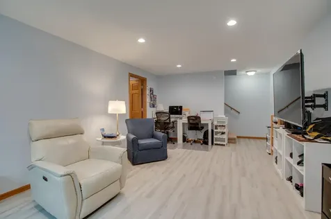 2678 57th Avenue S Fargo ND 58104