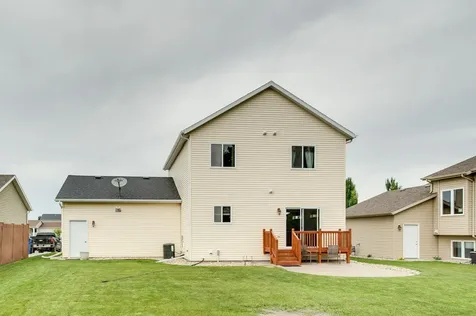 2678 57th Avenue S Fargo ND 58104