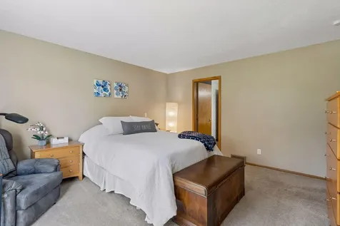 9629 Bennett Place Eden Prairie MN 55347