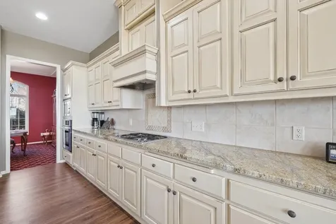 10100 Indigo Drive Eden Prairie MN 55347