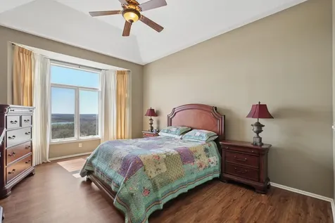 10100 Indigo Drive Eden Prairie MN 55347