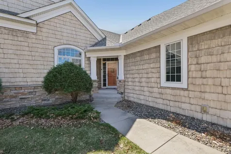 10100 Indigo Drive Eden Prairie MN 55347