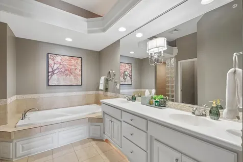 10100 Indigo Drive Eden Prairie MN 55347