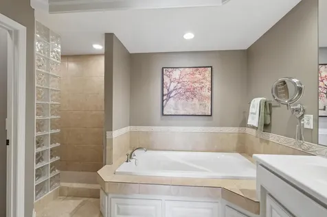 10100 Indigo Drive Eden Prairie MN 55347
